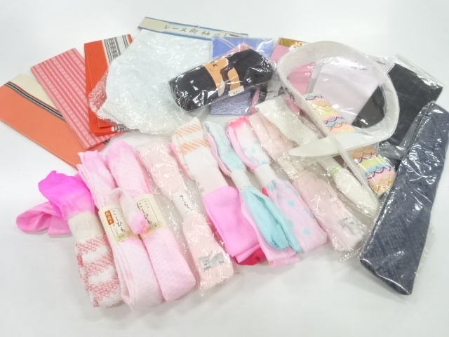 Japanese Kimono / Others (Bolt etc)